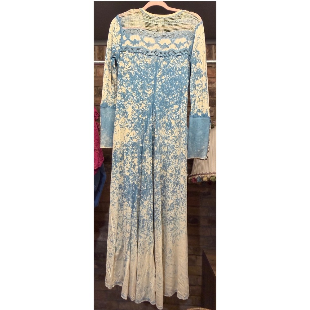 Aratta Silent Journey Blue Acid Wash Floral Embroidered Lace Back Maxi Dress S/M - Picture 5 of 6